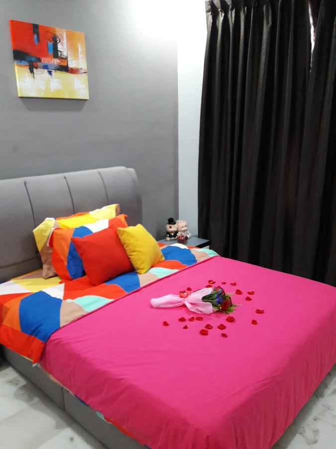 Jb Homestay Bukit Indah Wifi Ciq Mall Legoland Free Parking Джохор-Бару Экстерьер фото